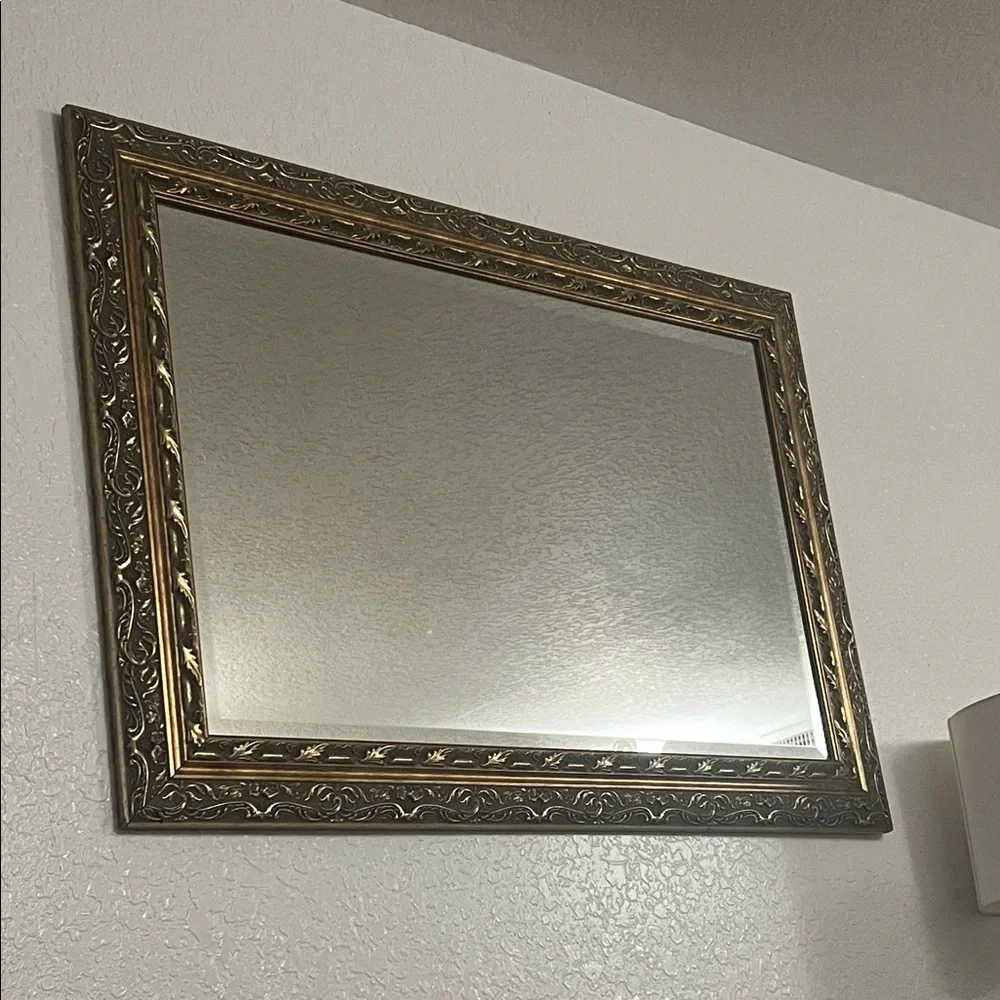 Elegant Gold Framed Wall Mirror